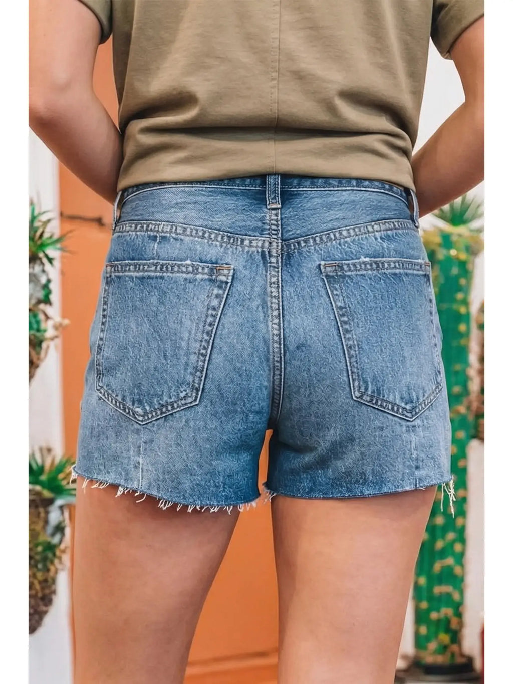 Western Women Acid Wash Raw Hem High Waist Denim Shorts