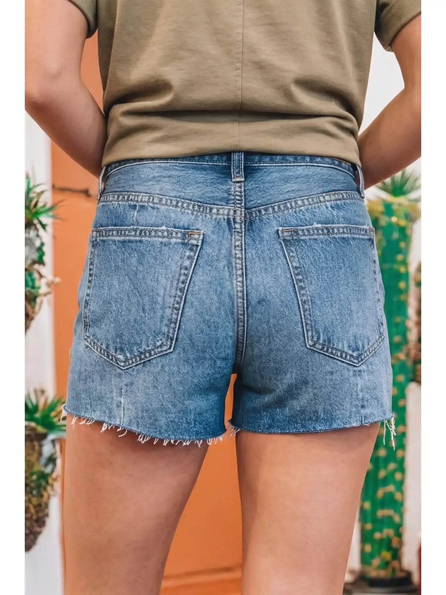 Western Women Acid Wash Raw Hem High Waist Denim Shorts