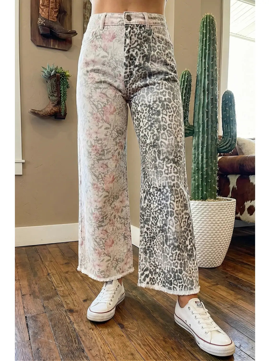 Western Leopard Frayed Edge Wide Leg High Waist Jeans