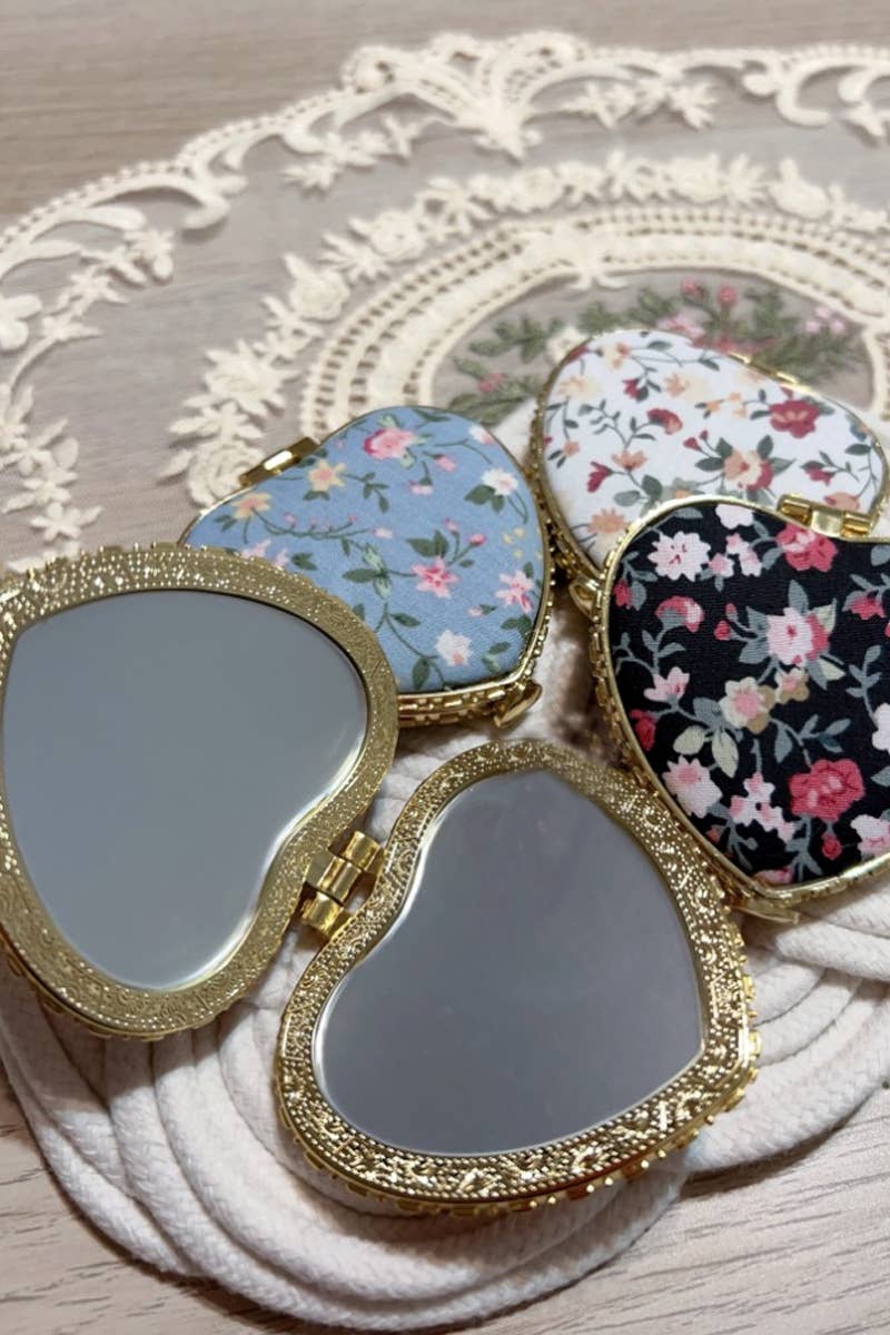1114 Floral Design Heart Shape Mini Hand Mirror SI-29078