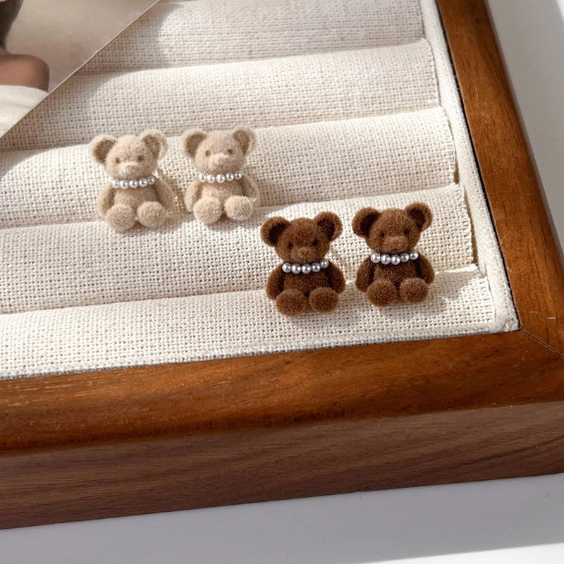 Trendy Bear Pearl Stud Earrings Stylish Animal Design